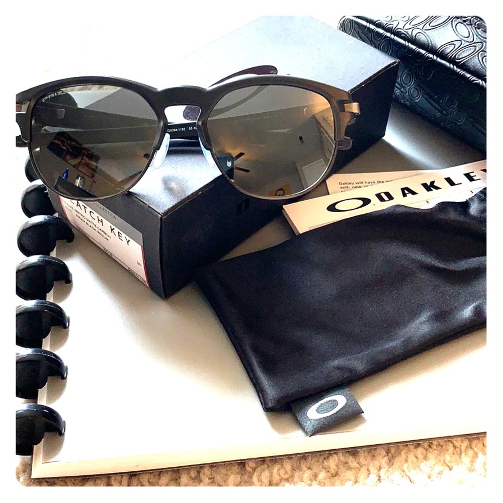 Oakley sunglasses